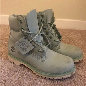 Timberland 6-inch Premium Suede Waterproof Boots